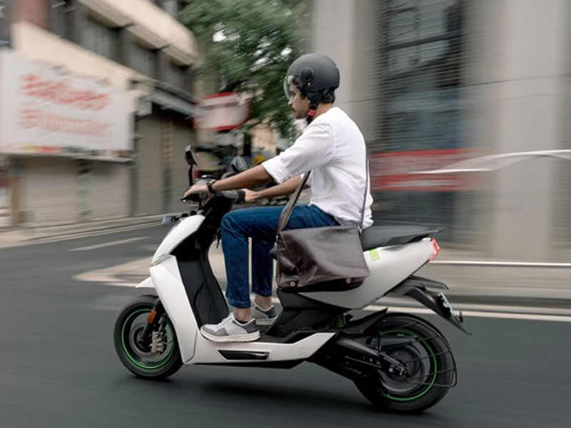 Ather 450X: Mẫu xe máy điện được nhà sản xuất Ather Energy nổi tiếng tại Ấn Độ trình làng