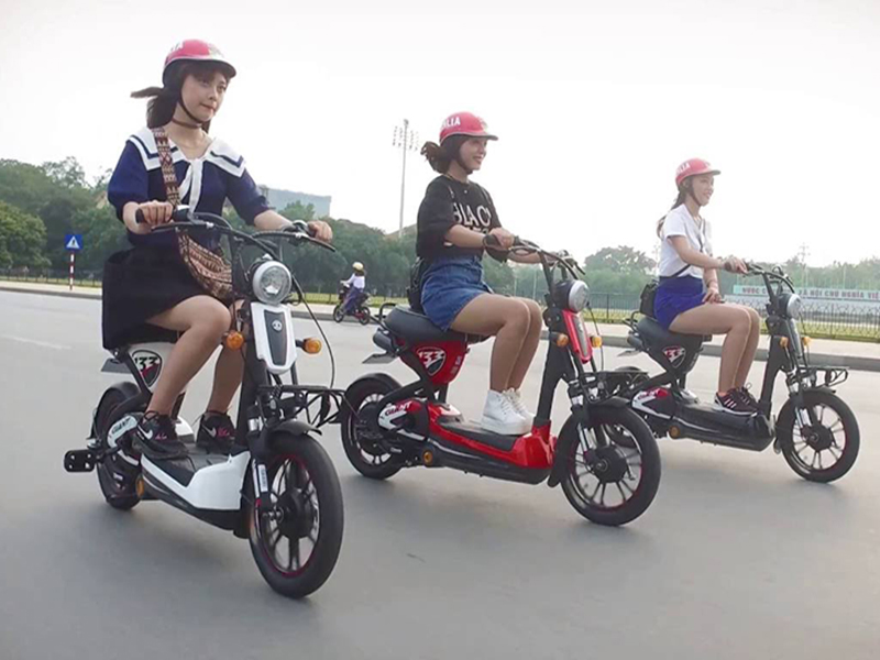 Bảng giá mới nhất xe đạp điện – Xe máy điện Sonik và Giant tháng 6 / 2018