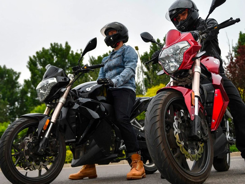 Evoke Motor Motorcycle cập nhật dòng xe máy điện đô thị 2020