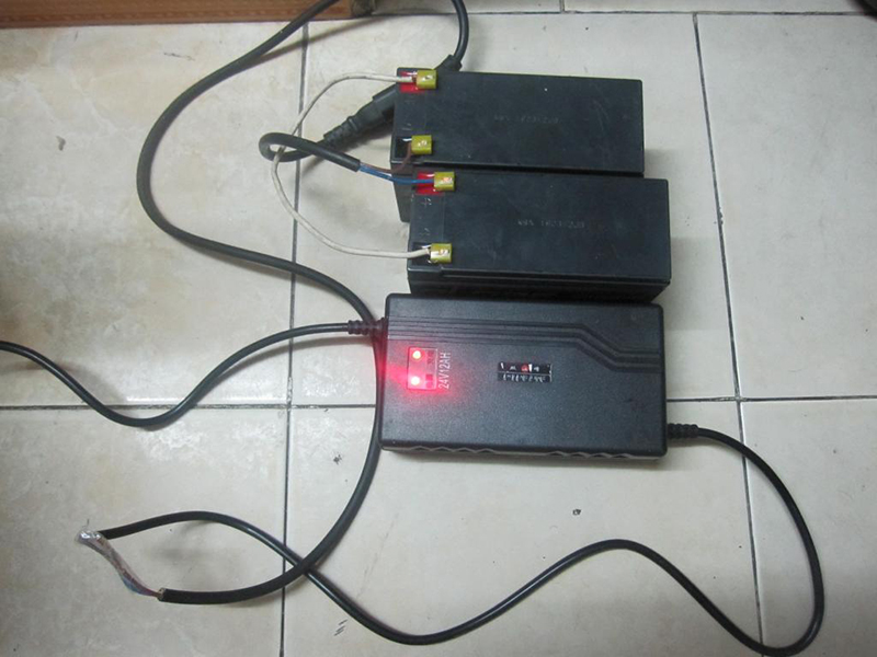 Máy kiểm tra bộ sạc xe điện nào tốt nhất hiện nay?