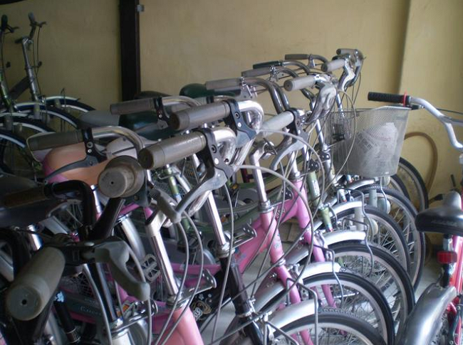Mua xe đạp điện cũ tại Lào
