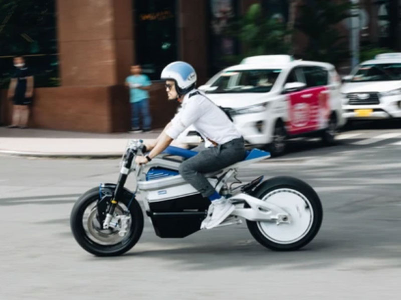 NUEN sắp trình làng xe máy điện NU-E đi được quãng đường 300km/sạc