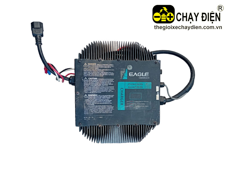 Sạc ô tô điện EAGLE 36V-25AH