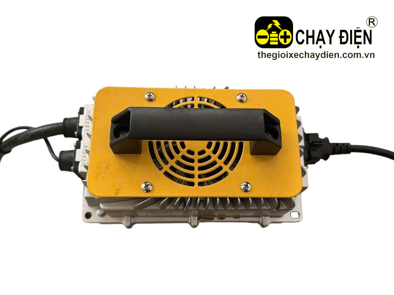 Sạc ô tô điện HFHX48202101050001 48V 20AH