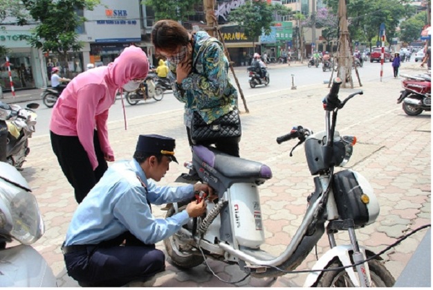 Sạc xe đạp điện bao nhiêu tiếng