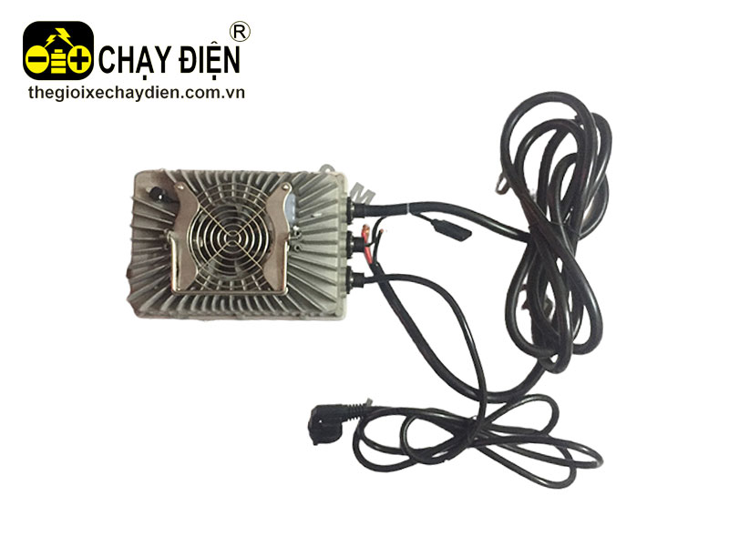 Sạc xe điện CH4200 24V