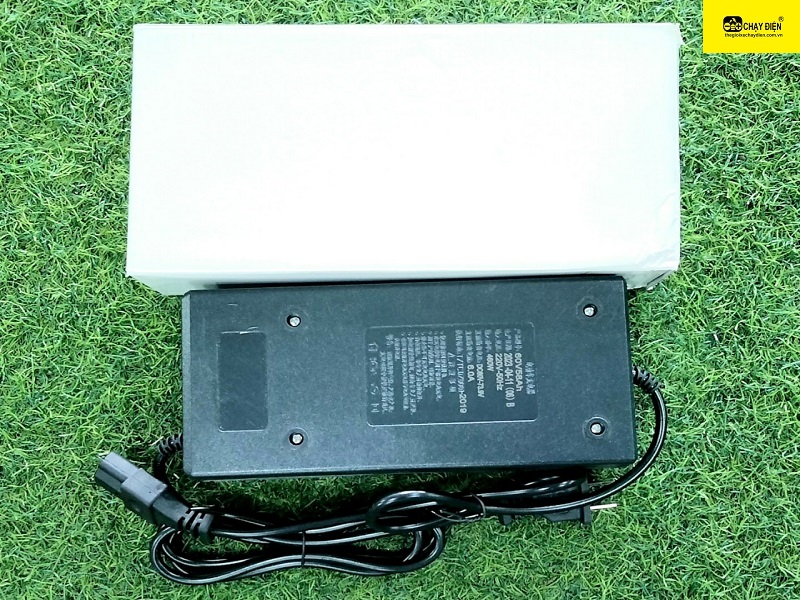 Sạc xe máy điện 60v-58a