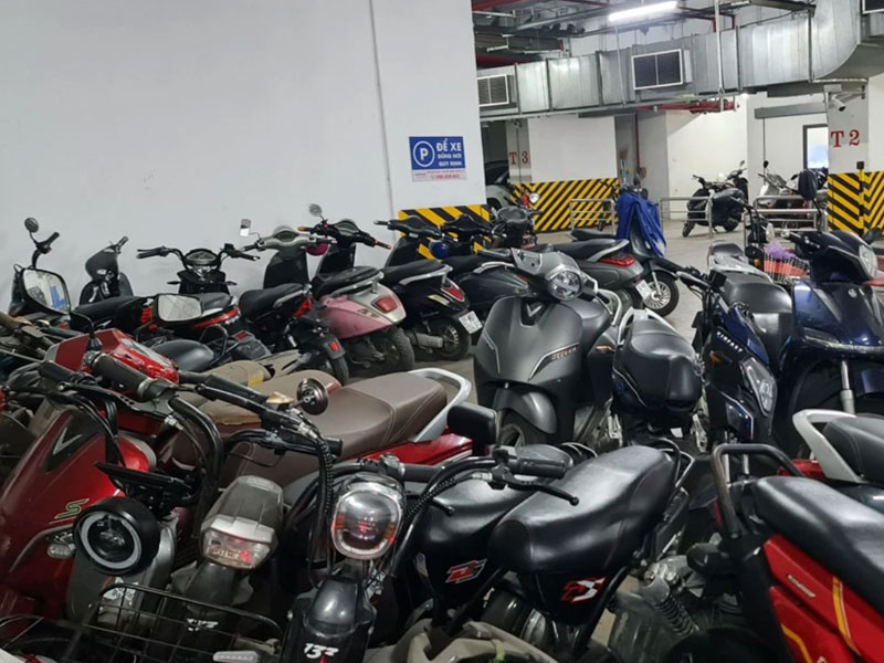 Tại Hà Nội, chung cư mini cấm sạc xe điện qua đêm