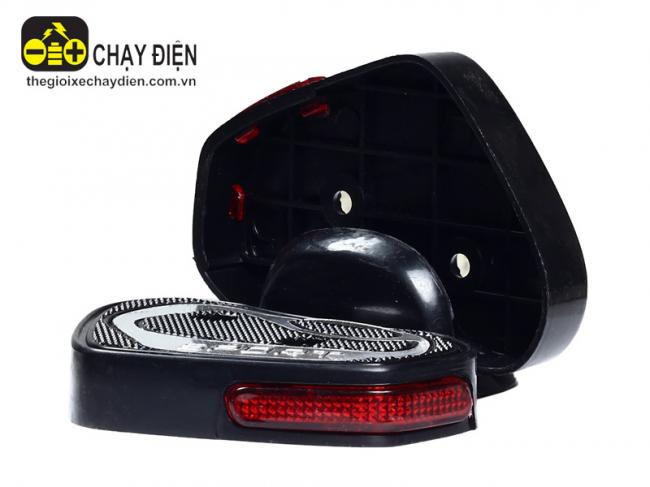 Đế để chân sau xe đạp điện Terra Motors Pride Plus Đen bóng