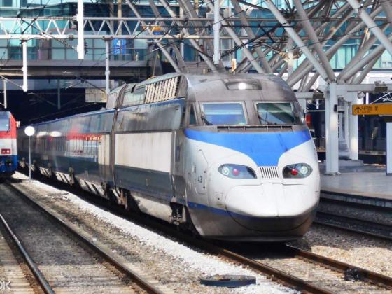 Doanh nghiệp Hàn Quốc đề xuất làm tuyến tàu và xe điện tại Đà Nẵng