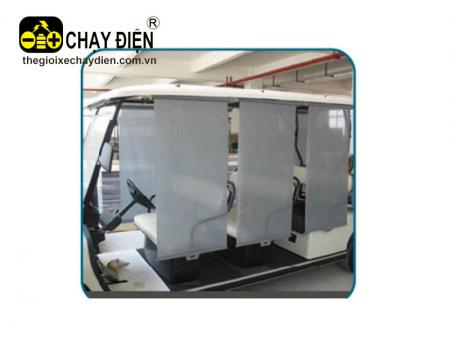 Lắp đặt rèm cuốn che nắng mưa xe điện du lịch