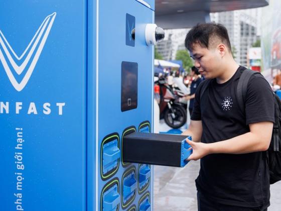 Những thủ tục pháp lý cần có để kinh doanh tủ đổi pin xe máy điện