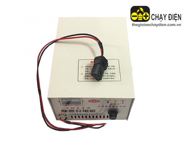 Sạc ô tô điện 48V Trắng