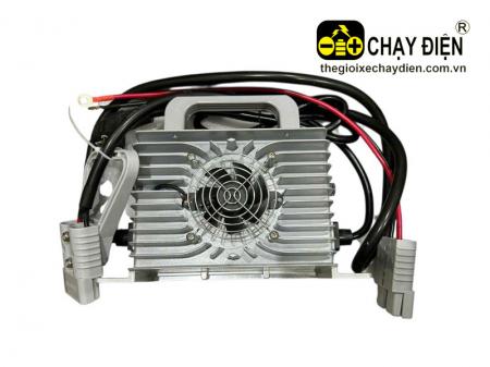 Sạc xe điện du lịch SMCZ2P 72V 30AH