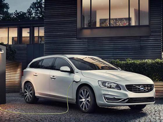 Volvo xuất xưởng hàng triệu xe hơi điện ra thị trường