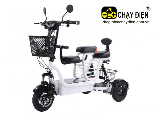 Xe 3 bánh Mini V8 Trắng