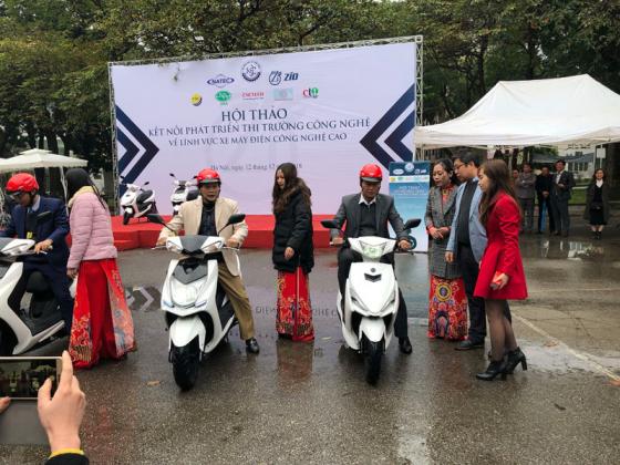 Xe máy điện Hàn Quốc gia nhập thị trường Việt Nam, cạnh tranh VinFast