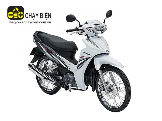 Xe máy Honda Blade 110 phanh đĩa, vành nan hoa Trắng