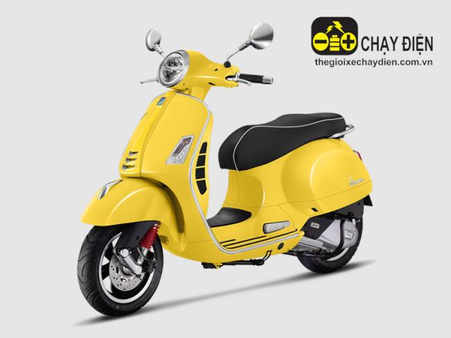 Xe máy Vespa GTS Super 150 Vàng