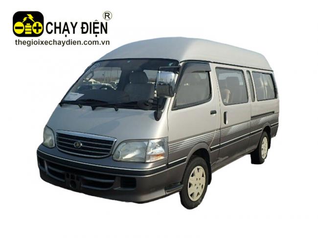 Xe ô tô Toyota Hyace số ghế ngồi 16 đời 2003 Bạc