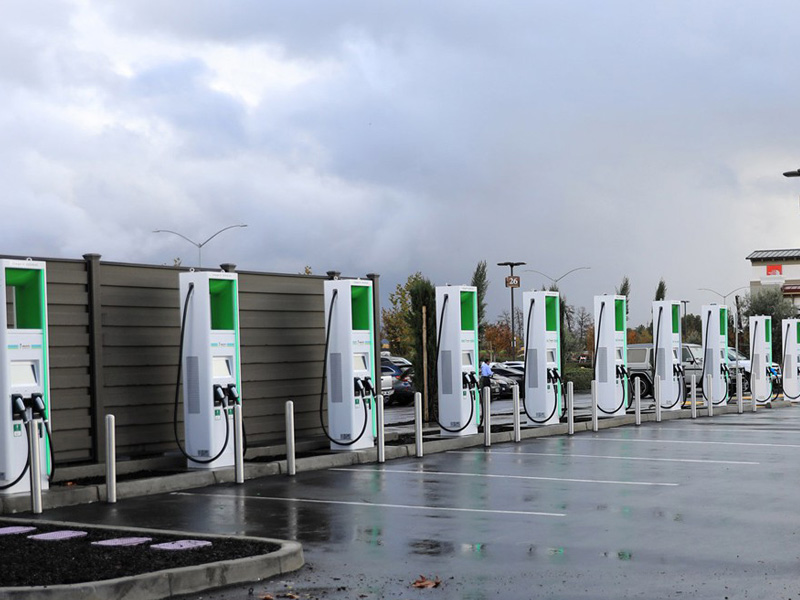 Tiết kiệm thời gian sạc xe điện nhiều lần với công nghệ Al