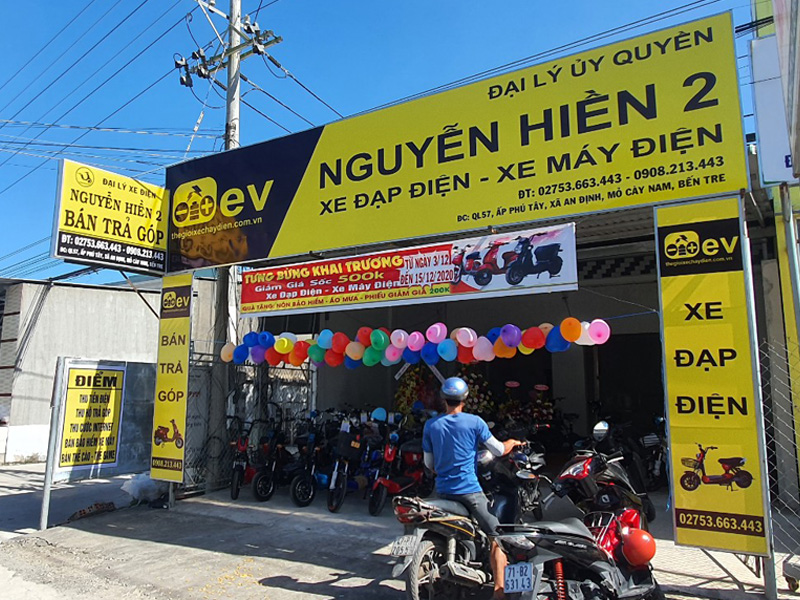 Tưng bừng khai trương đại lý xe điện Nguyễn Hiền 2 tại An Định, Bến Tre