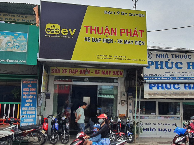 Tưng bừng khai trương Thuận Phát - đại lý xe đạp điện EV tại Bình Chánh, TP.HCM