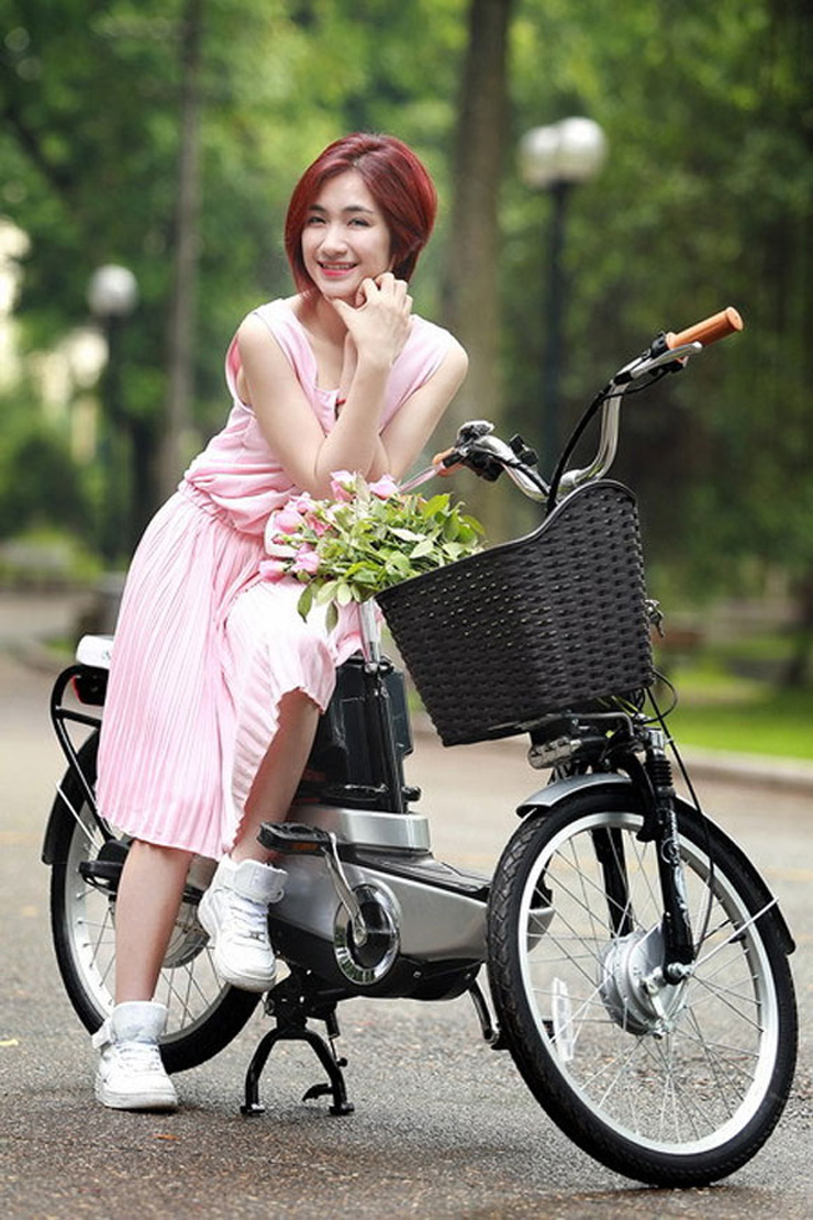 Người mẫu xe đạp điện nishiki Người mẫu xe đạp điện nishiki