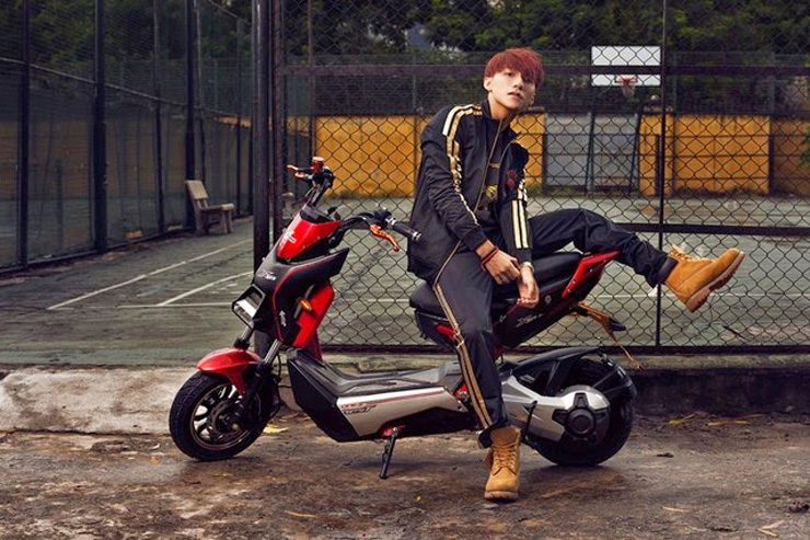 Sơn tùng MTP vs Xe điện Xmen Sơn tùng MTP vs Xe điện Xmen