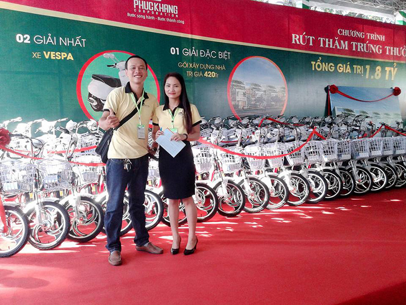 Xe đạp điện đã chuẩn bị sãn sàng cho buổi lễ tri ân khách hàng Xe đạp điện đã chuẩn bị sãn sàng cho buổi lễ tri ân khách hàng