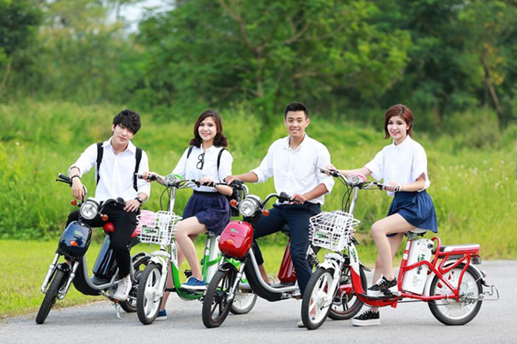 Người mẫu xe đạp điện 15