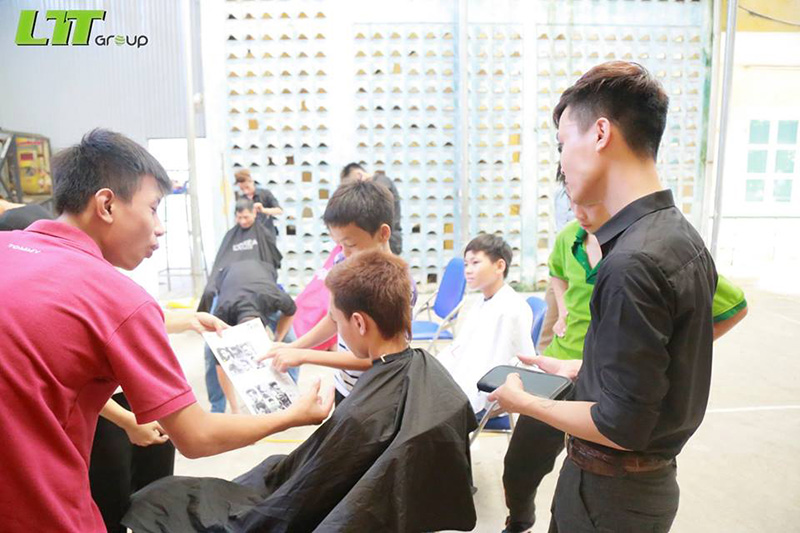 buổi cắt tóc từ thiện của lean buổi cắt tóc từ thiện của lean