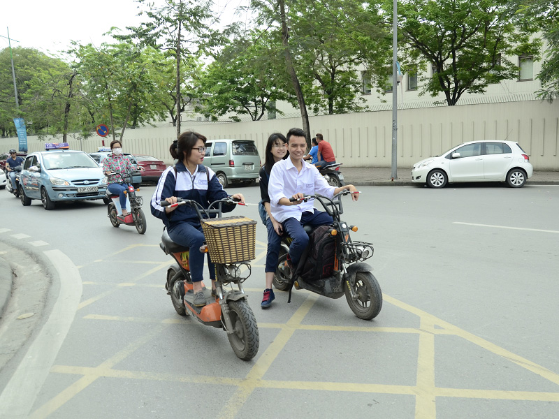 Bao nhiêu tuổi được phép sử dụng xe đạp điện, xe máy điện? Bao nhiêu tuổi được phép sử dụng xe đạp điện, xe máy điện?