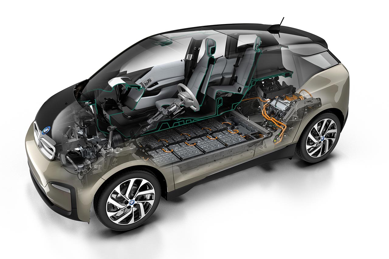 BMW i3 120 Ah được giới chuyên môn đánh giá rất cao