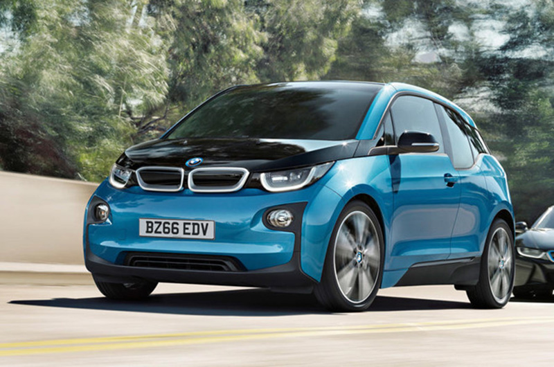BMW i3 là phân khúc xe chạy điện khá nổi bật BMW i3 là phân khúc xe chạy điện khá nổi bật