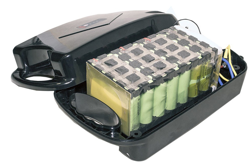 Bên trong một bộ pinlithium với độ chính xác và an toàn cao