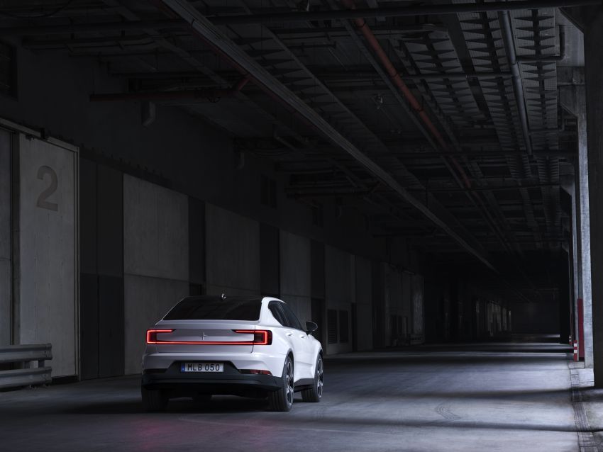 Polestar 2 sở hữu một thiết kế nhỏ gọn và tinh tế Polestar 2 sở hữu một thiết kế nhỏ gọn và tinh tế