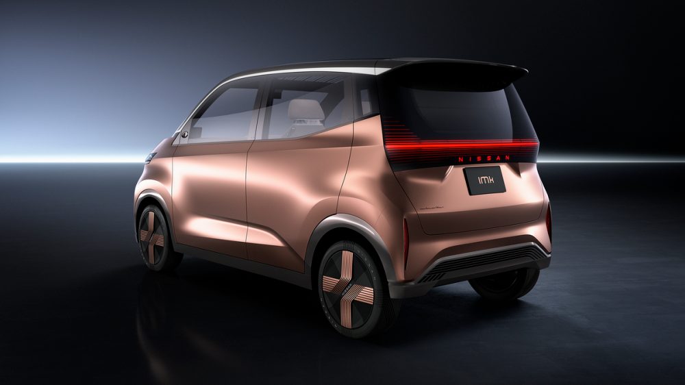 Xe điện Nissan IMk sẽ thừa hưởng kinh nghiệm của Nissan Leaf