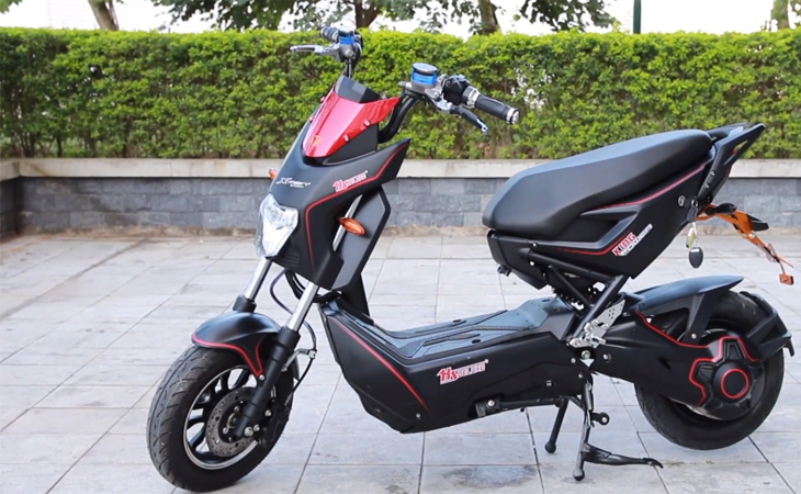 Xe máy điện Xman HSdeluxe 2019 màu đen hiện đại Xe máy điện Xman HSdeluxe 2019 màu đen hiện đại