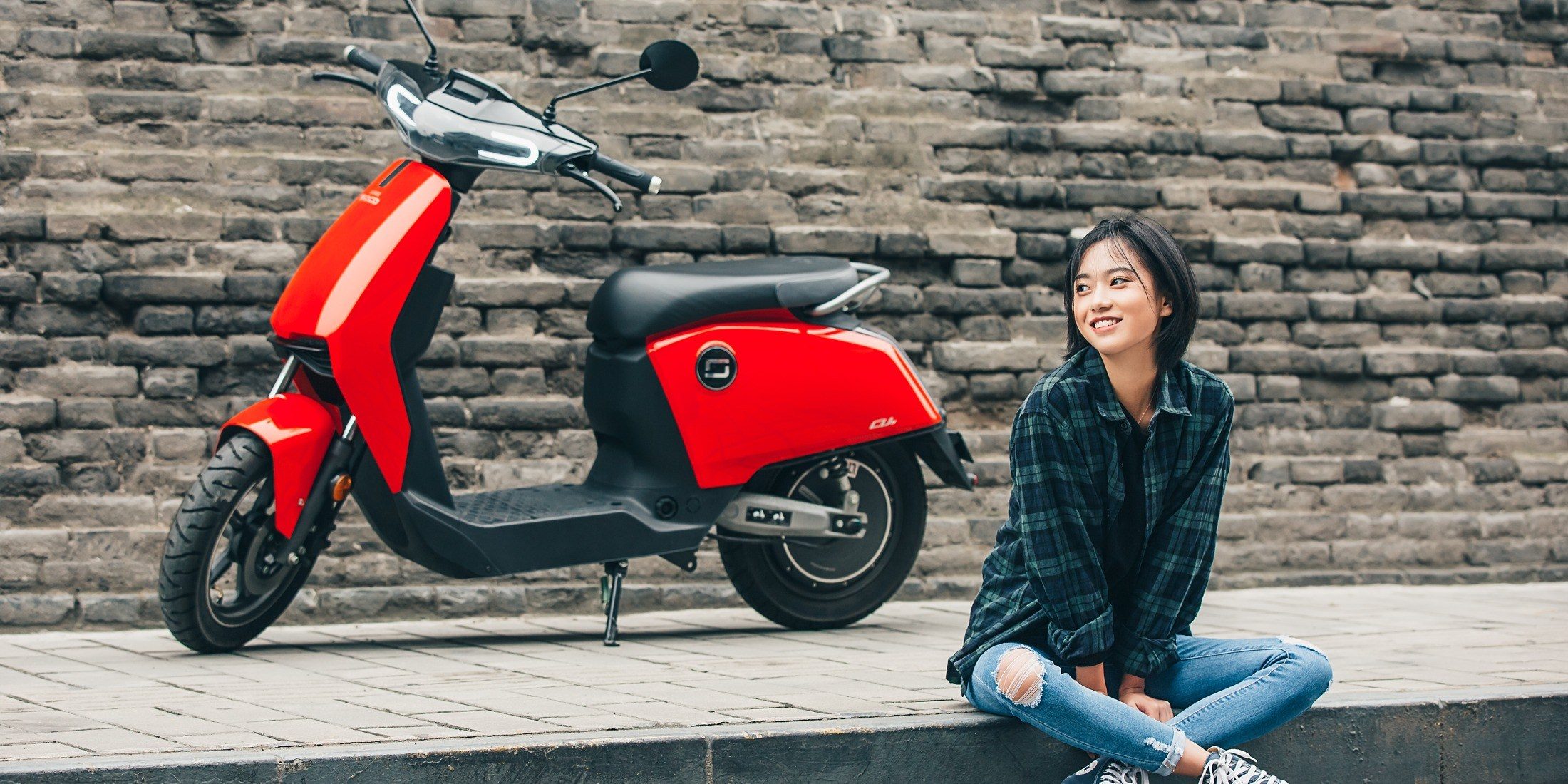 Chiếc xe máy tay ga điện của Vmoto