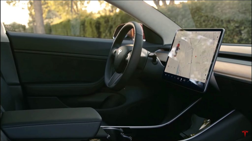Nội thất tối giản của Tesla Model 3