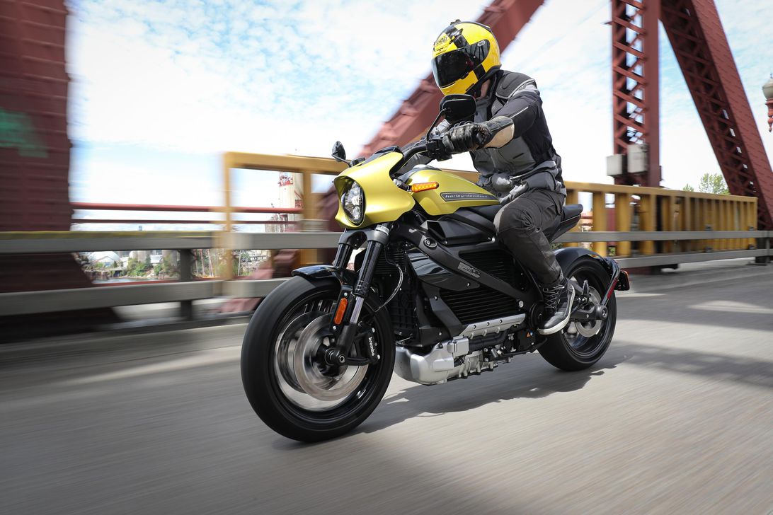 Harley-Davidson LiveWire khi thử nghiệm Harley-Davidson LiveWire khi thử nghiệm