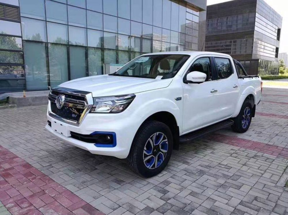 Chiếc xe bán tải điện liên doanh này có kiểu dáng khá nhỏ gọn Chiếc xe bán tải điện liên doanh này có kiểu dáng khá nhỏ gọn