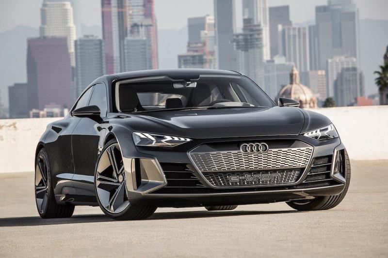 Chiếc xe điện e-tron của Audi trong phim được gắn âm thanh giả Chiếc xe điện e-tron của Audi trong phim được gắn âm thanh giả