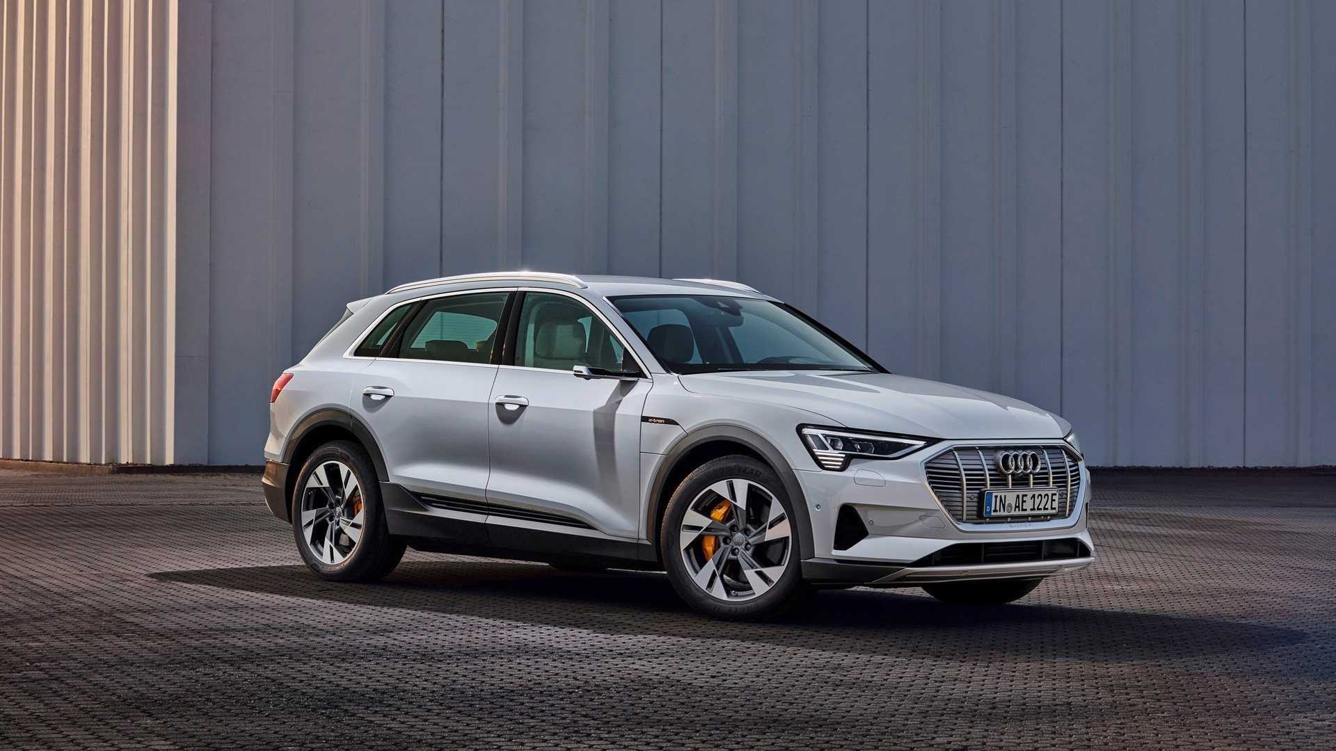 e-Tron 50 Quattro là một phần trong nỗ lực điện hóa của Audi e-Tron 50 Quattro là một phần trong nỗ lực điện hóa của Audi