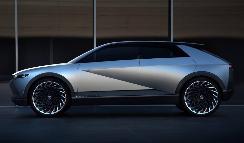 Phía bên sườn của Hyundai 45 EV Concept Phía bên sườn của Hyundai 45 EV Concept