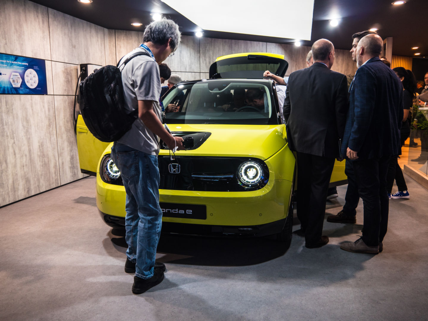 Chiếc hatchback chạy bằng pin này gây ấn tượng mạnh tại triển lãm ô tô Frankfurt Chiếc hatchback chạy bằng pin này gây ấn tượng mạnh tại triển lãm ô tô Frankfurt