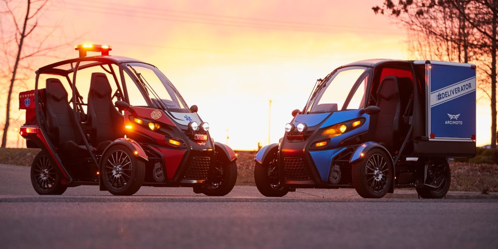 Hai trong số những mẫu xe điện thú vị của Arcimoto Hai trong số những mẫu xe điện thú vị của Arcimoto
