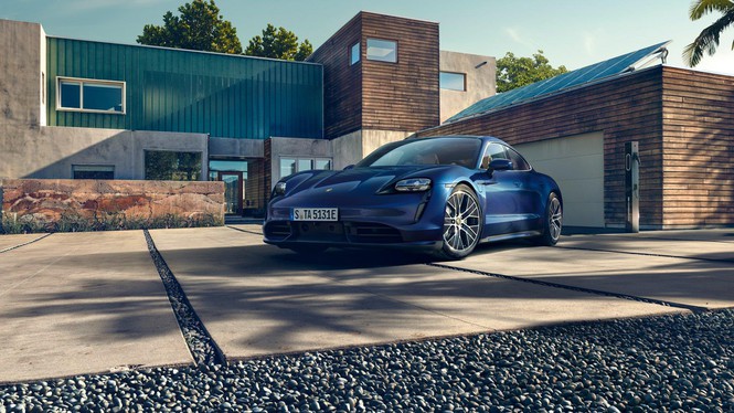 Chiếc xe điện mới ra mắt của Porsche Chiếc xe điện mới ra mắt của Porsche