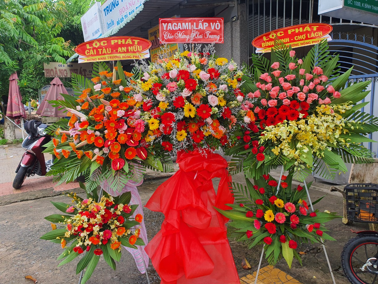 Thành công tốt đẹp với nhiều lời chúc mừng hồng phát của các đại lý Thế Giới Xe Chạy Điện và nhà máy JVC